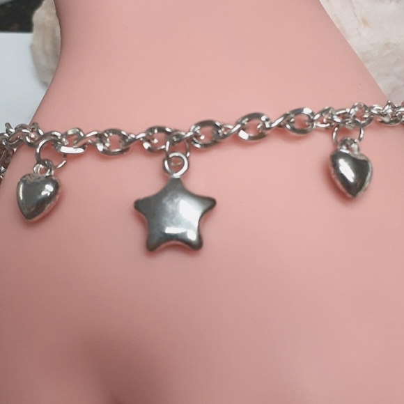 Vintage Silver Tone Charms Bracelet - Picture 4 of 7